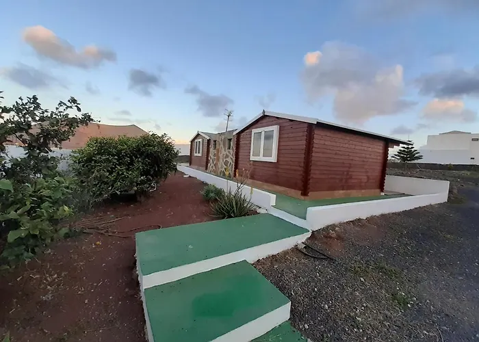 Cabanas Volcan Capellania